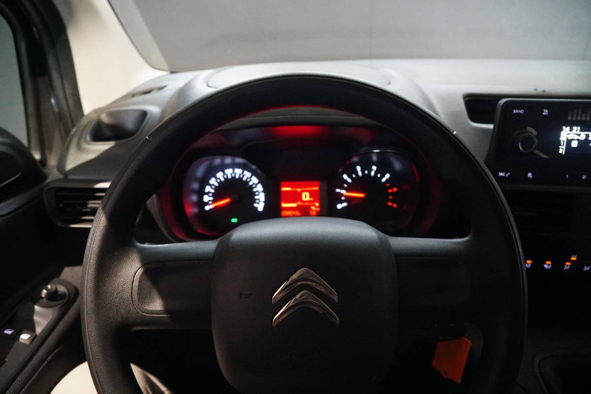 Citroën Berlingo Citroen Berlingo 1.5 BlueHDI Control + NAP / IMPERIAAL / BLUETOOTH