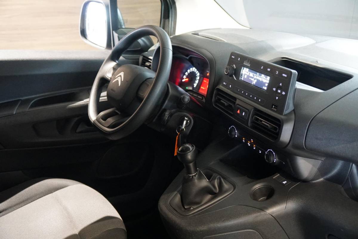 Citroën Berlingo Citroen Berlingo 1.5 BlueHDI Control + NAP / IMPERIAAL / BLUETOOTH