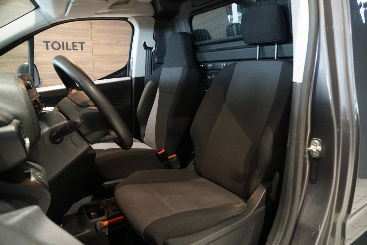 Citroën Berlingo Citroen Berlingo 1.5 BlueHDI Control + NAP / IMPERIAAL / BLUETOOTH