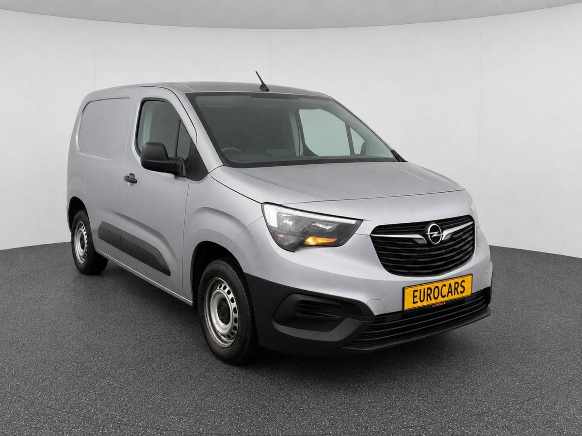 Opel Combo Opel Combo 1.5D L1H1 102 pk Edition Navigatie Apple CarPlay Android Auto Parkeerhulp achter Airco DAB