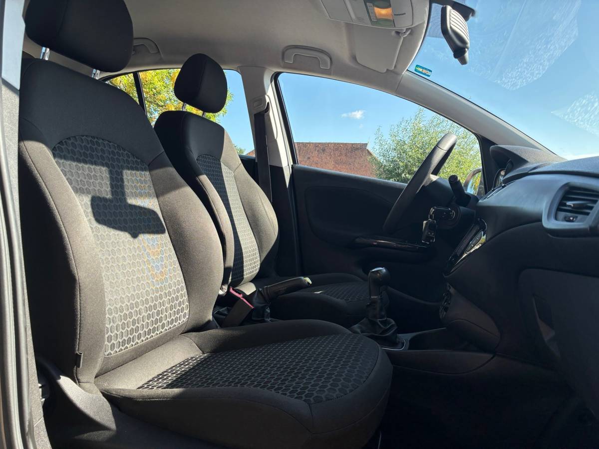 Opel Corsa Opel Corsa 1.0 Turbo Edition | 5-Deurs + Airco nu € 5.975,-!!!