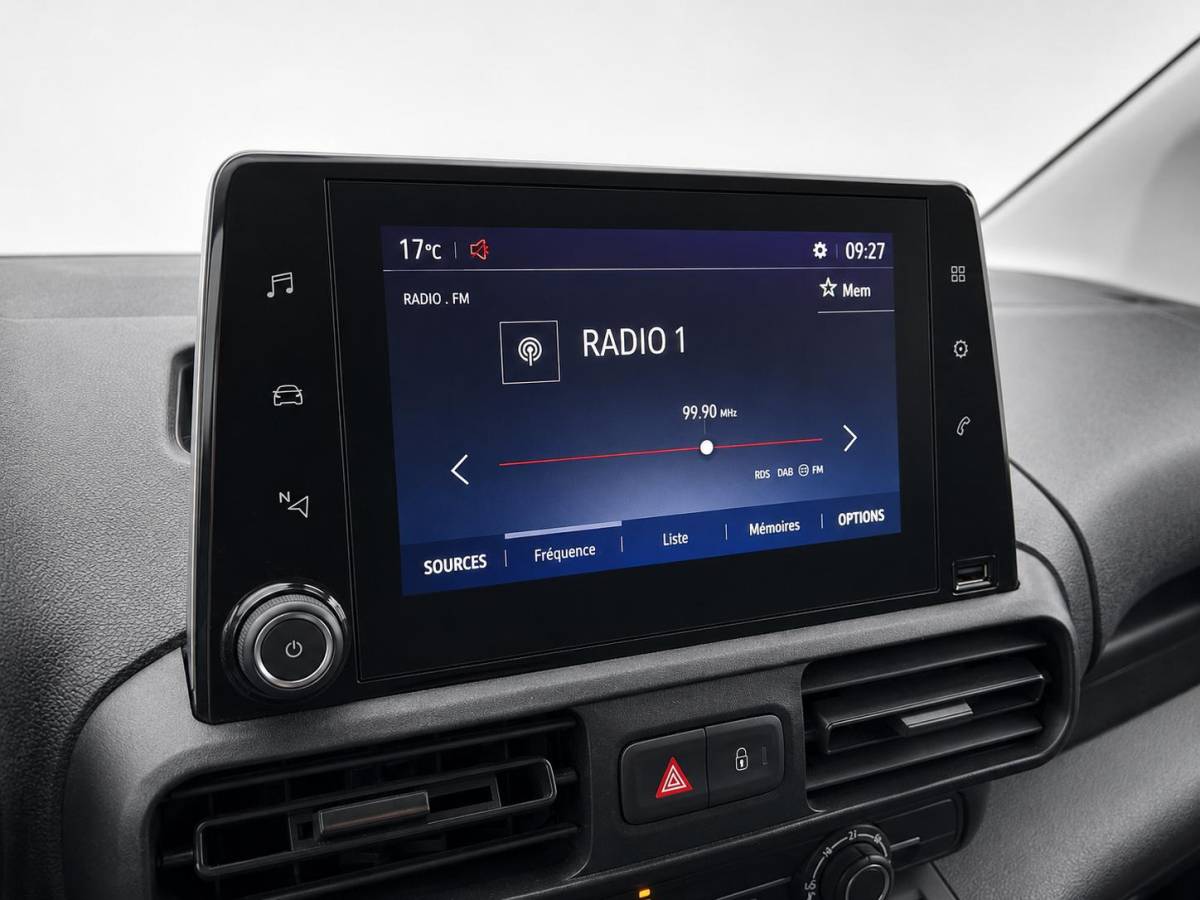 Opel Combo Opel Combo 1.5D L2H1 Edition Navigatie Apple CarPlay Android Auto Parkeerhulp achter Climate Control