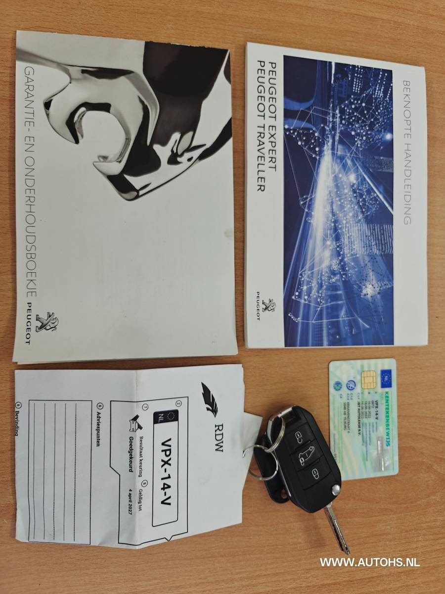 Peugeot Expert Peugeot Expert 1.5 BlueHDI 100 Long Premium , Extra lang , Euro 6 , 1e Eig. cruise , camera , Apk april 2027, Pracht bus.