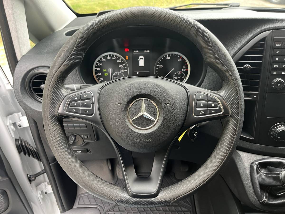 Mercedes-Benz Vito Mercedes-Benz Vito 111 CDI Lang | AIRCO | BLUETOOTH | PDC V&A | TREKHAAK
