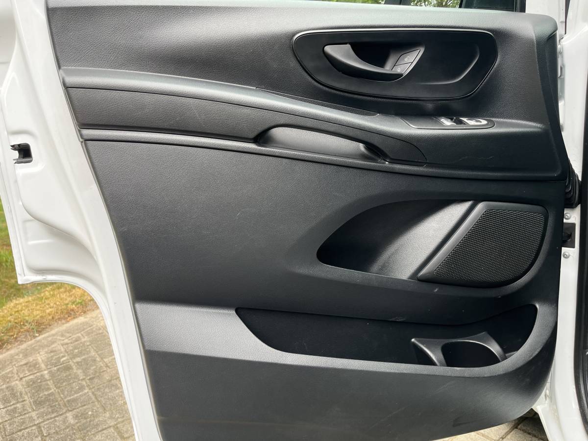Mercedes-Benz Vito Mercedes-Benz Vito 111 CDI Lang | AIRCO | BLUETOOTH | PDC V&A | TREKHAAK