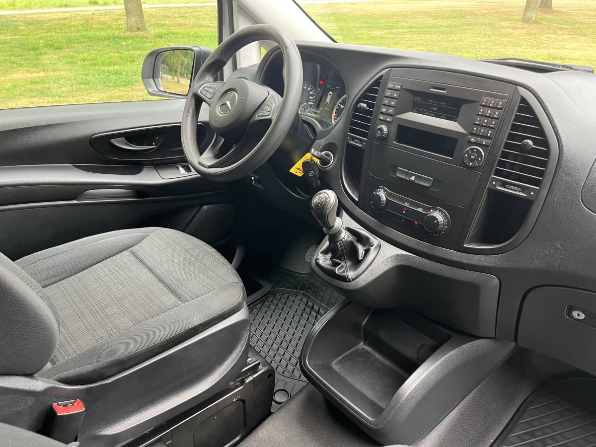 Mercedes-Benz Vito Mercedes-Benz Vito 111 CDI Lang | AIRCO | BLUETOOTH | PDC V&A | TREKHAAK