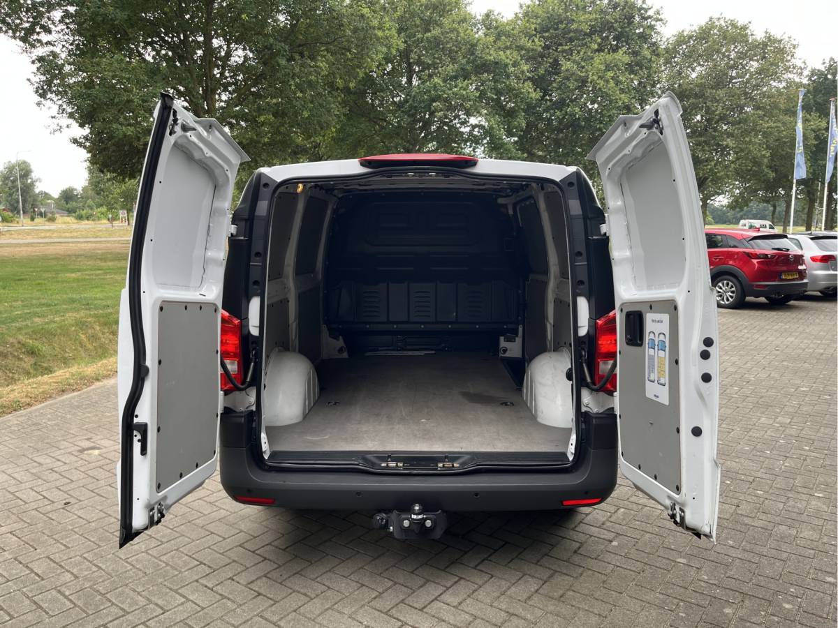 Mercedes-Benz Vito Mercedes-Benz Vito 111 CDI Lang | AIRCO | BLUETOOTH | PDC V&A | TREKHAAK
