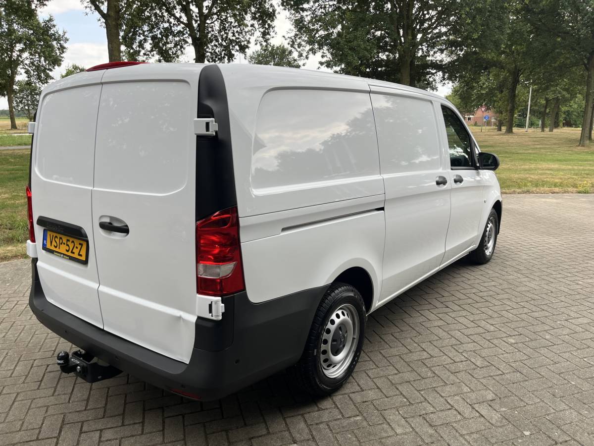 Mercedes-Benz Vito Mercedes-Benz Vito 111 CDI Lang | AIRCO | BLUETOOTH | PDC V&A | TREKHAAK