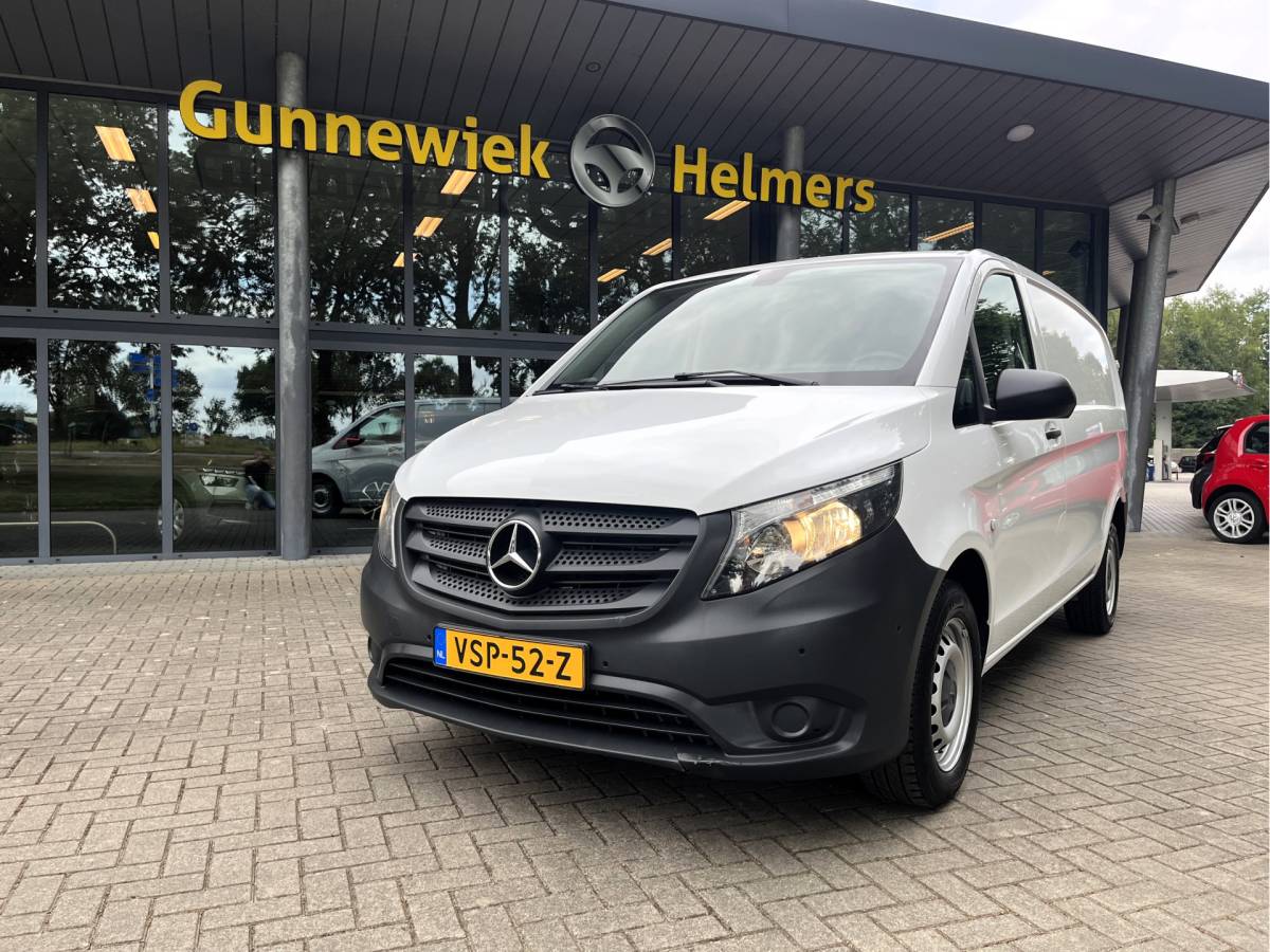 Mercedes-Benz Vito Mercedes-Benz Vito 111 CDI Lang | AIRCO | BLUETOOTH | PDC V&A | TREKHAAK