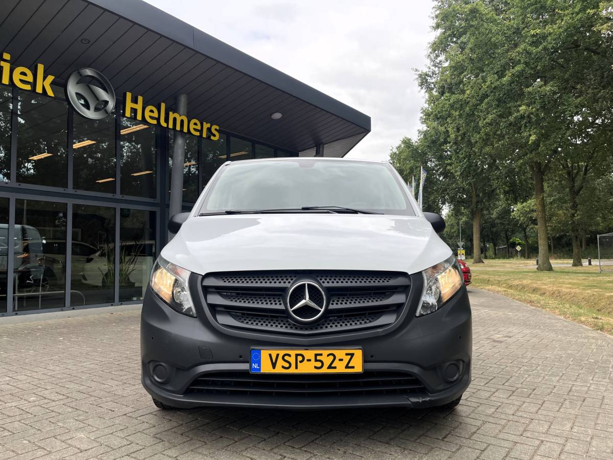 Mercedes-Benz Vito Mercedes-Benz Vito 111 CDI Lang | AIRCO | BLUETOOTH | PDC V&A | TREKHAAK