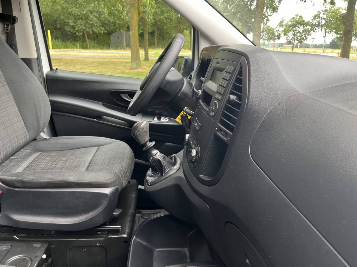 Mercedes-Benz Vito Mercedes-Benz Vito 111 CDI Lang | AIRCO | BLUETOOTH | PDC V&A | TREKHAAK