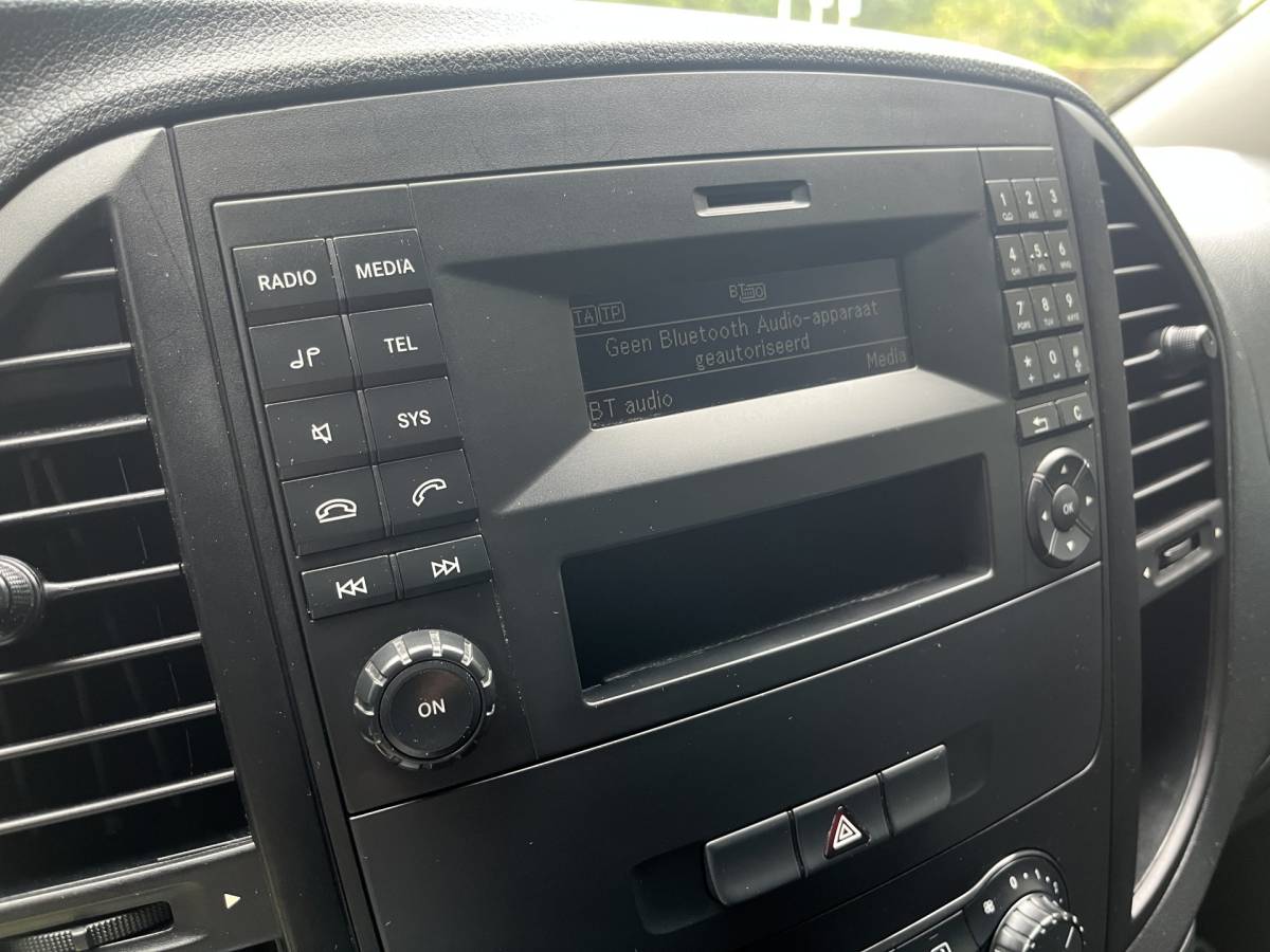 Mercedes-Benz Vito Mercedes-Benz Vito 111 CDI Lang | AIRCO | BLUETOOTH | PDC V&A | TREKHAAK