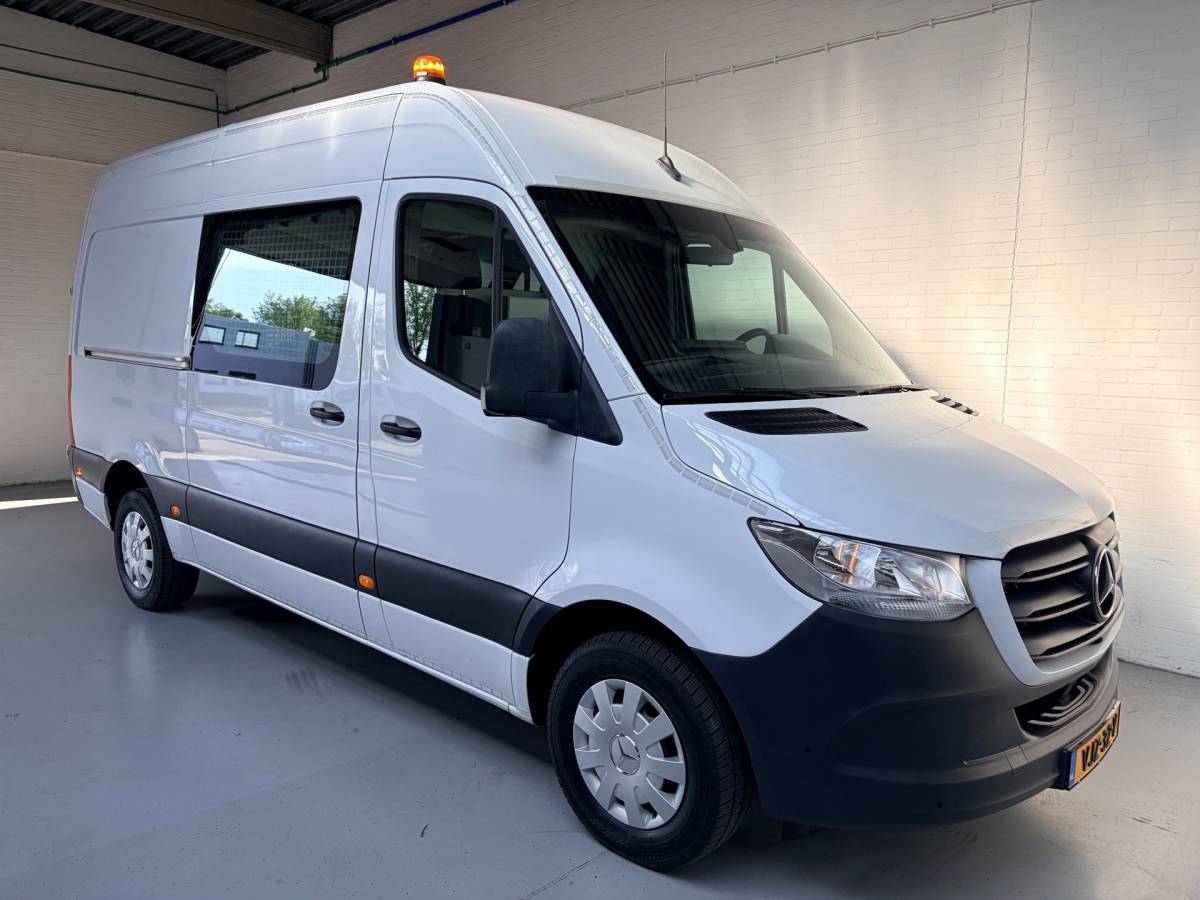 Mercedes-Benz Sprinter Mercedes-Benz Sprinter Automaat Servicewagen 315 1.9CDI 150pk L2H2 euro6 BOTT, Victron V230, Standkachel Trekhaak RIJKLAARPRIJS