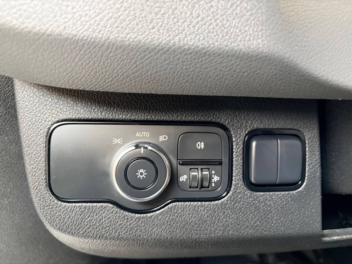 Mercedes-Benz Sprinter Mercedes-Benz Sprinter Automaat Servicewagen 315 1.9CDI 150pk L2H2 euro6 BOTT, Victron V230, Standkachel Trekhaak RIJKLAARPRIJS