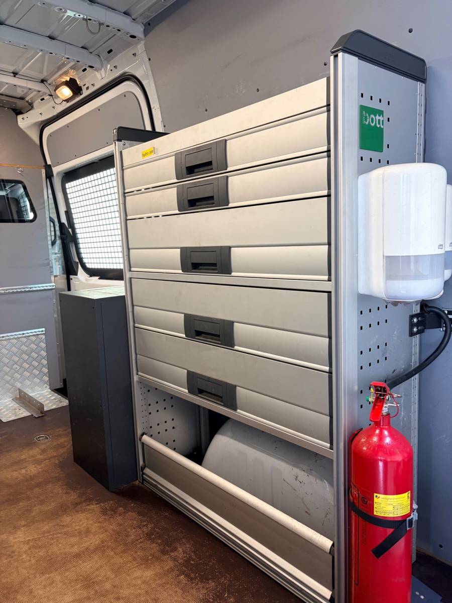 Mercedes-Benz Sprinter Mercedes-Benz Sprinter Automaat Servicewagen 315 1.9CDI 150pk L2H2 euro6 BOTT, Victron V230, Standkachel Trekhaak RIJKLAARPRIJS