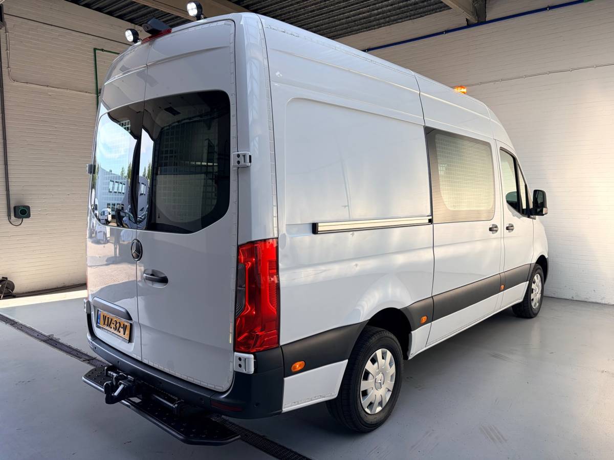 Mercedes-Benz Sprinter Mercedes-Benz Sprinter Automaat Servicewagen 315 1.9CDI 150pk L2H2 euro6 BOTT, Victron V230, Standkachel Trekhaak RIJKLAARPRIJS