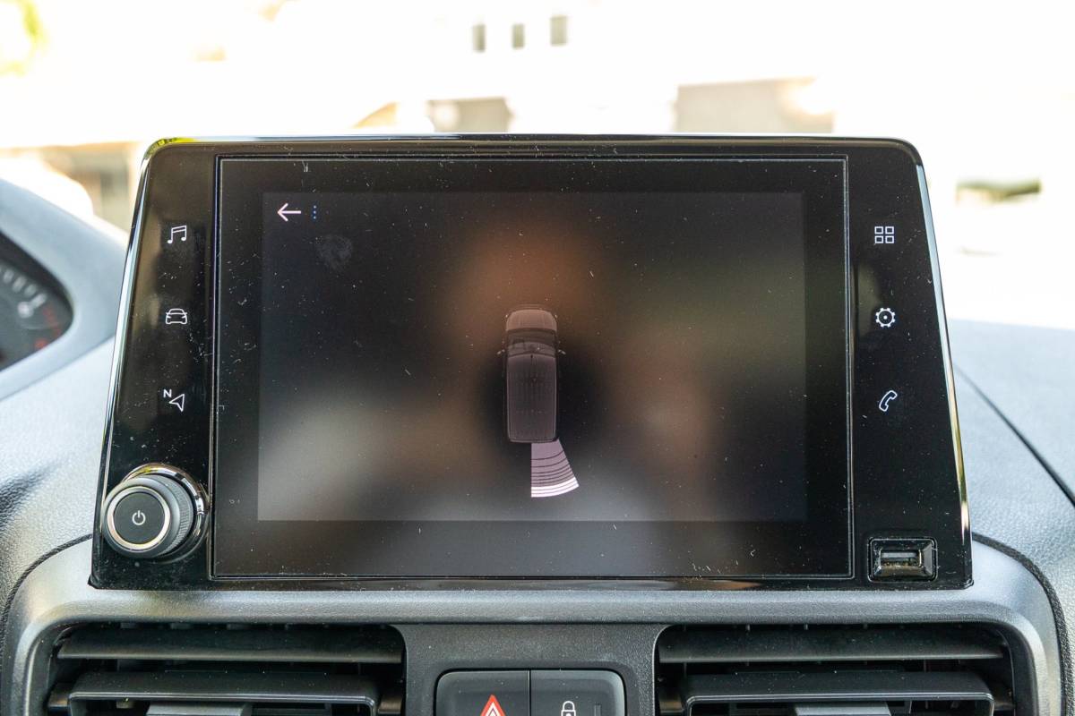 Peugeot Partner Peugeot Partner 1.2 PureTech 110 PK Premium Airco I Parkeersensoren I CarPlay I Android I Cruise I Navigatie I NAP