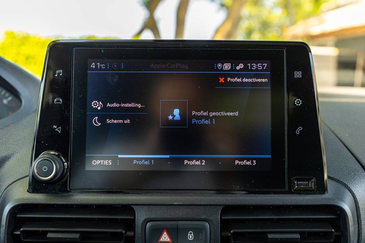 Peugeot Partner Peugeot Partner 1.2 PureTech 110 PK Premium Airco I Parkeersensoren I CarPlay I Android I Cruise I Navigatie I NAP