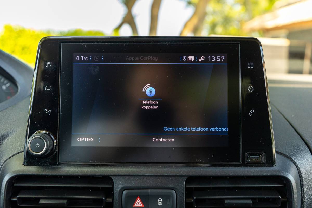 Peugeot Partner Peugeot Partner 1.2 PureTech 110 PK Premium Airco I Parkeersensoren I CarPlay I Android I Cruise I Navigatie I NAP