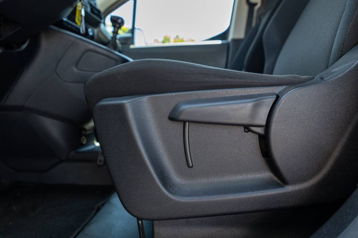 Peugeot Partner Peugeot Partner 1.2 PureTech Premium Airco I Cruise I Android I CarPlay I Parkeersensoren I Navigatie I NAP I NL Auto I 1e Eig