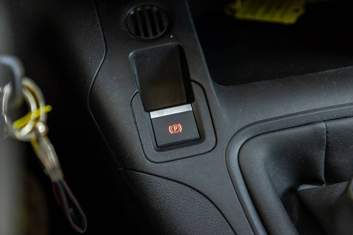 Peugeot Partner Peugeot Partner 1.2 PureTech Premium Airco I Cruise I Android I CarPlay I Parkeersensoren I Navigatie I NAP I NL Auto I 1e Eig