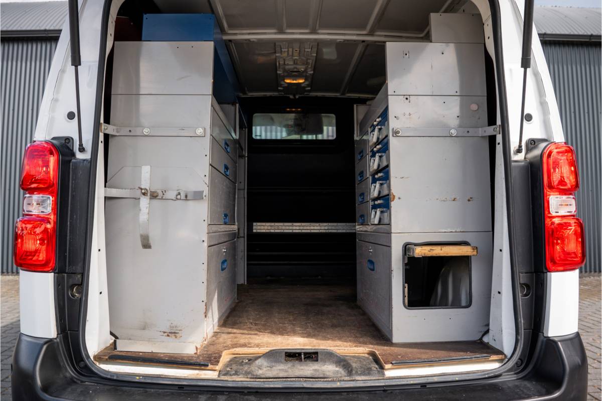 Opel Vivaro Opel Vivaro 1.5 L2H1 | 3-Zits | Carplay | Cruise | PDC | Airco