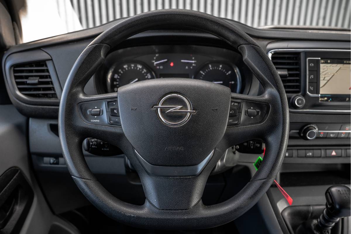 Opel Vivaro Opel Vivaro 1.5 L2H1 | 3-Zits | Carplay | Cruise | PDC | Airco