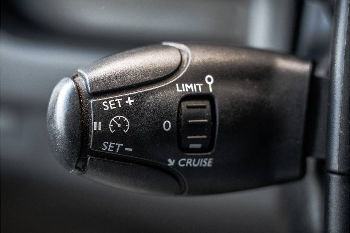 Opel Vivaro Opel Vivaro 1.5 L2H1 | 3-Zits | Carplay | Cruise | PDC | Airco