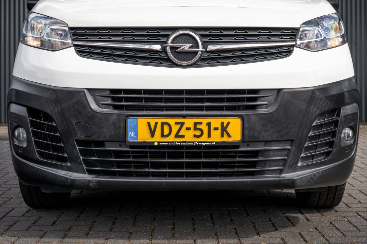 Opel Vivaro Opel Vivaro 1.5 L2H1 | 3-Zits | Carplay | Cruise | PDC | Airco