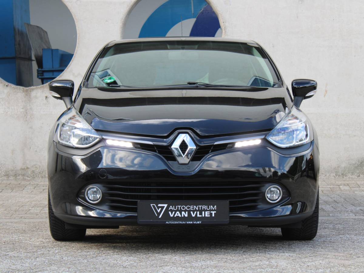 Renault Clio Renault Clio 0.9 TCe ECO Night&Day | CRUISE CONTROL | NAVIGATIE | 12 MAANDEN BOVAG GARANTIE |