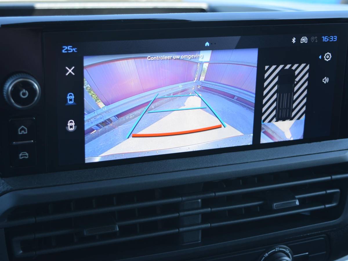 Peugeot e-Expert Peugeot e-Expert EV L2 75 kWh Laadruimte betimmering l Navigatie l Draadloos Android Auto/Apple