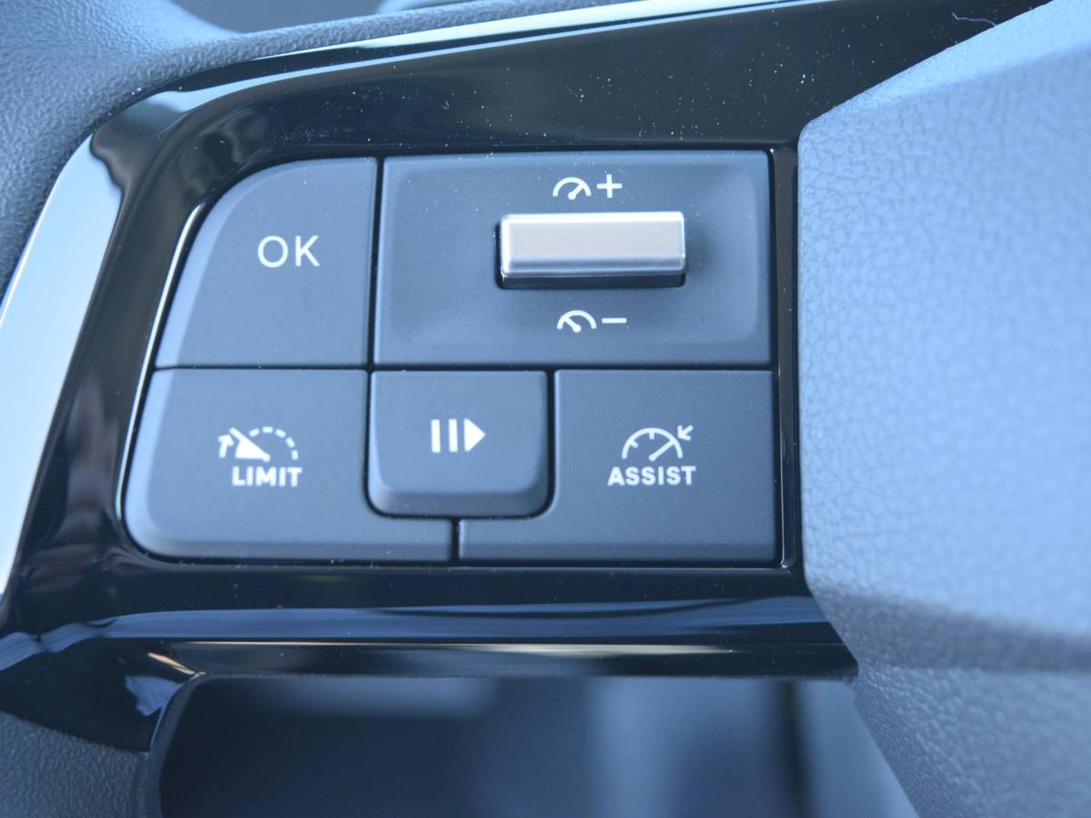 Peugeot e-Expert Peugeot e-Expert EV L2 75 kWh Laadruimte betimmering l Navigatie l Draadloos Android Auto/Apple