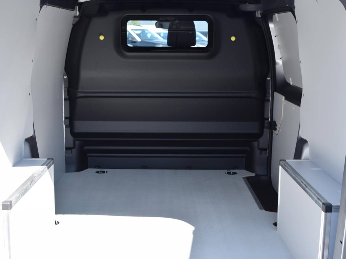 Peugeot e-Expert Peugeot e-Expert EV L2 75 kWh Laadruimte betimmering l Navigatie l Draadloos Android Auto/Apple