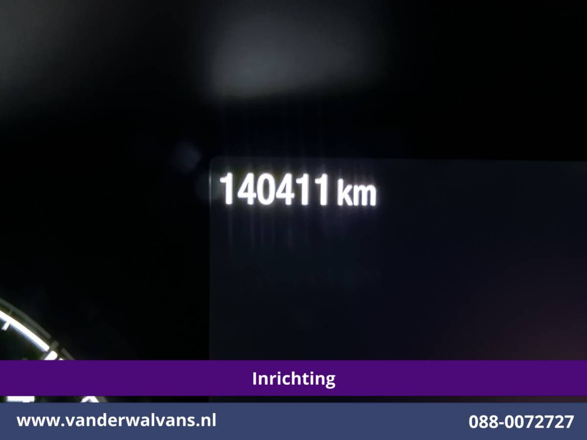 Ford Transit Ford Transit 2.0 TDCI 130pk L2H2 Inrichting Euro6 Airco | Omvormer | Imperiaal | Camera | Apple Carplay Android Auto, LED, Cruisecontrol, Trekhaak, Verwarmde voorruit, Parkeersensoren, Bijrijdersbank