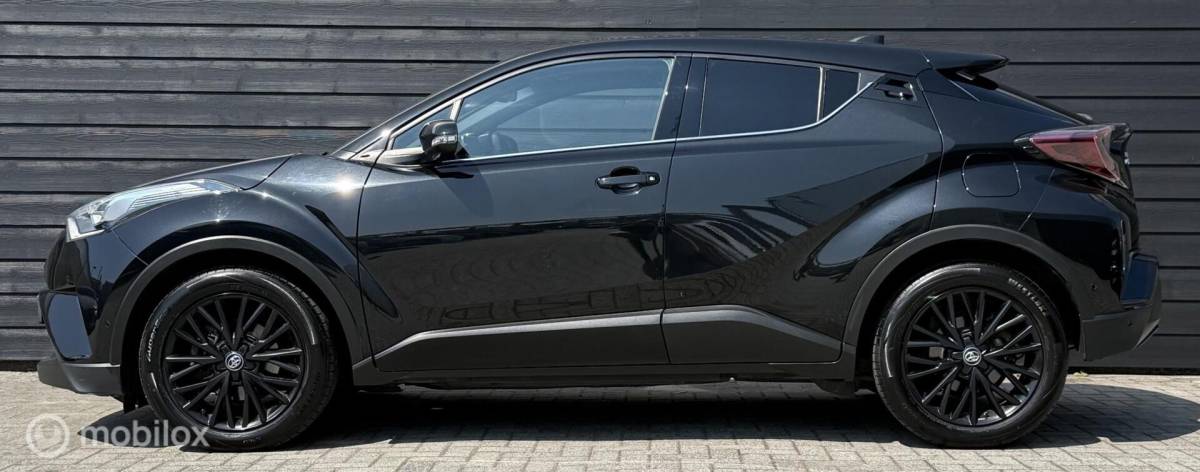 Toyota C-HR Toyota C-HR 1.2 Dynamic Camera/JBL!/LED/Black-pack/Winterpakket
