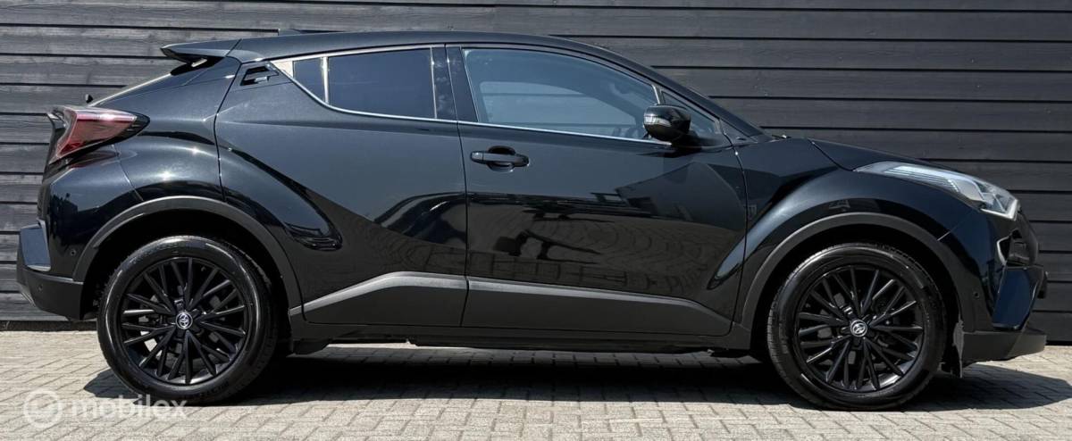 Toyota C-HR Toyota C-HR 1.2 Dynamic Camera/JBL!/LED/Black-pack/Winterpakket