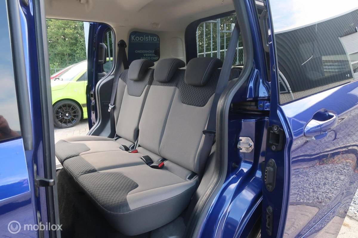 Ford Tourneo Courier Ford Tourneo Courier 1.0 Titanium