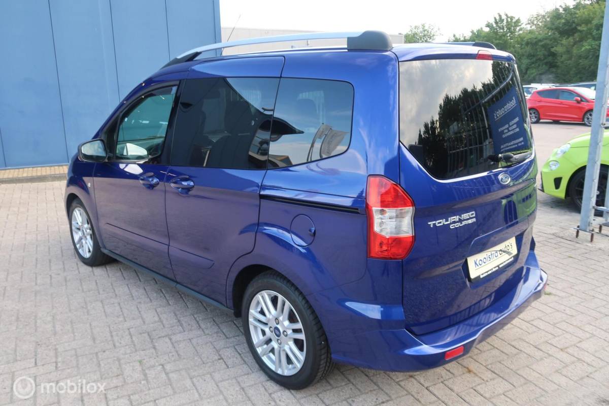 Ford Tourneo Courier Ford Tourneo Courier 1.0 Titanium