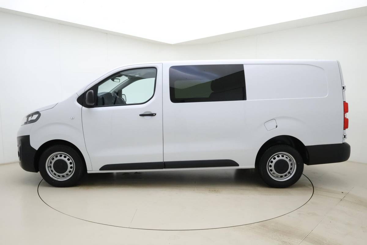 Fiat Scudo Fiat Scudo 2.0 Diesel 180pk Automaat L3H1 DC Business Pro | Airco | Apple Carplay/Android Auto | Cruise control | DAB | Parkeersensoren | 0 KM! | Uniek!