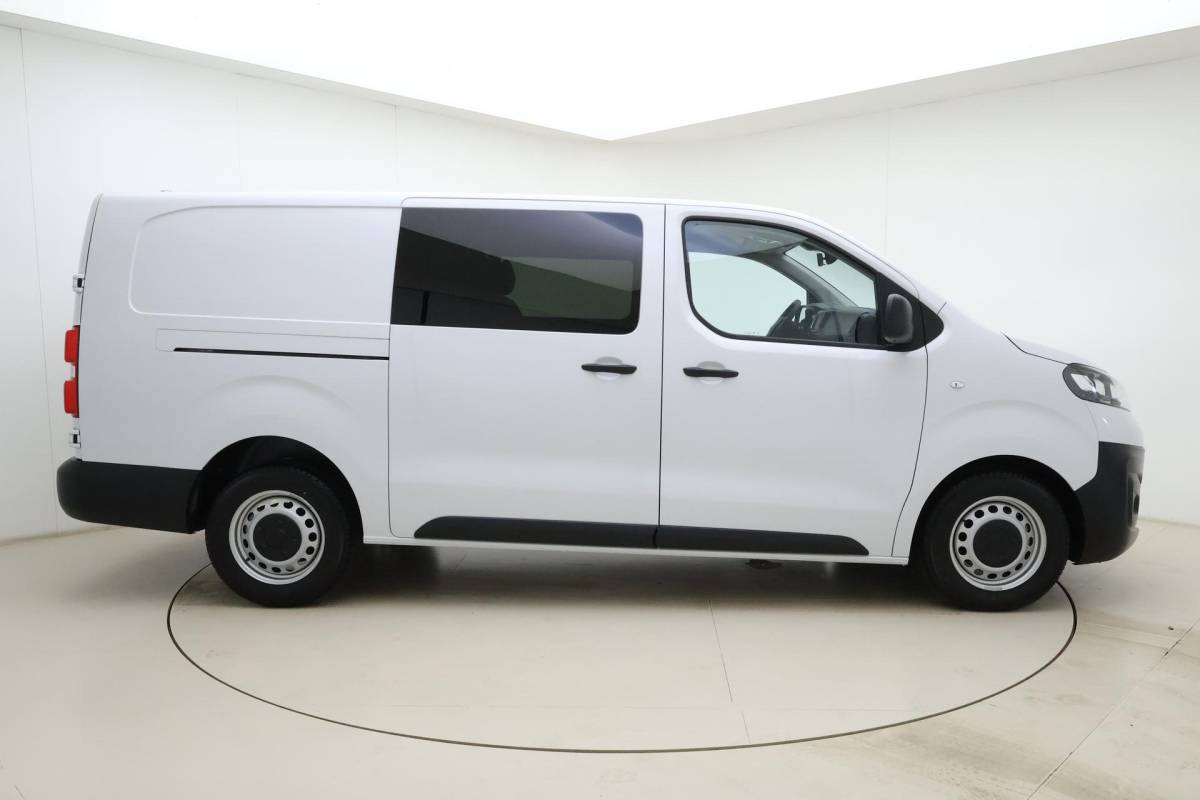 Fiat Scudo Fiat Scudo 2.0 Diesel 180pk Automaat L3H1 DC Business Pro | Airco | Apple Carplay/Android Auto | Cruise control | DAB | Parkeersensoren | 0 KM! | Uniek!