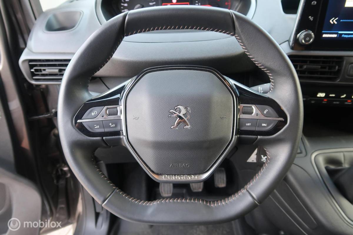 Peugeot Partner Peugeot Partner bestel 1.2 110PK MARGE AUTO, BTW VRIJ