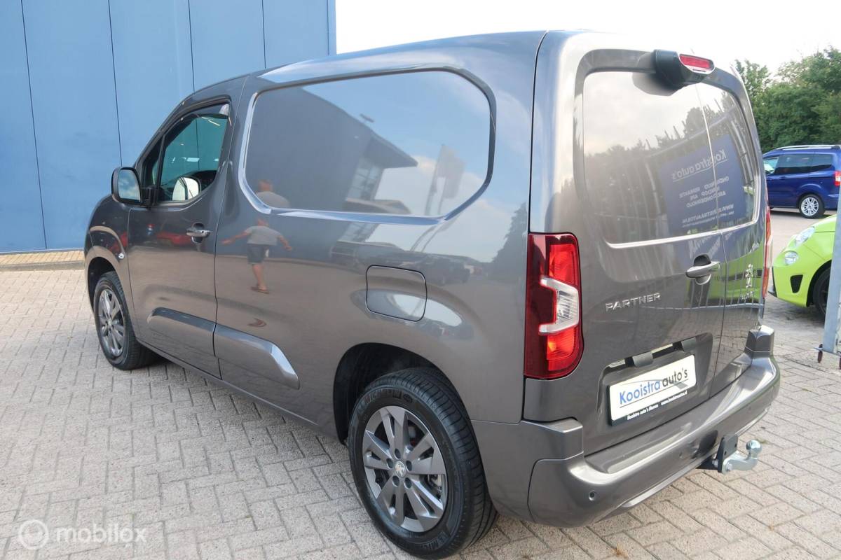 Peugeot Partner Peugeot Partner bestel 1.2 110PK MARGE AUTO, BTW VRIJ