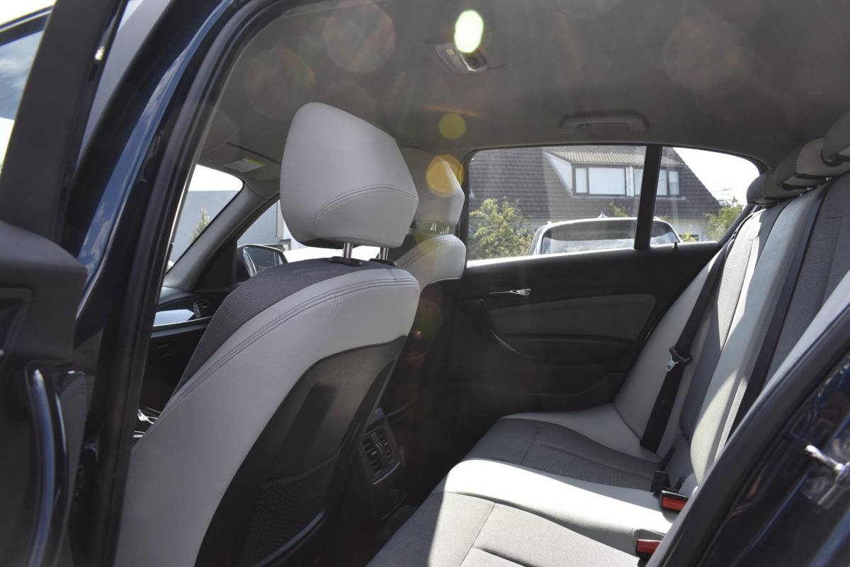 BMW 1 Serie BMW 1-serie 116i Business+ Urben