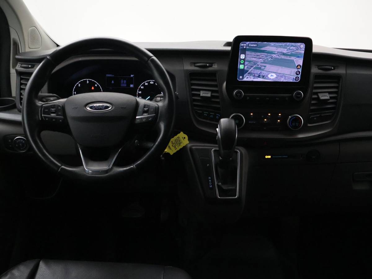Ford Transit Custom Ford Transit Custom 340 2.0 TDCI L2H1 170 PK DUBBEL CAB AUT. + CARPLAY | TREKHAAK | CAMERA | STOELVERW.