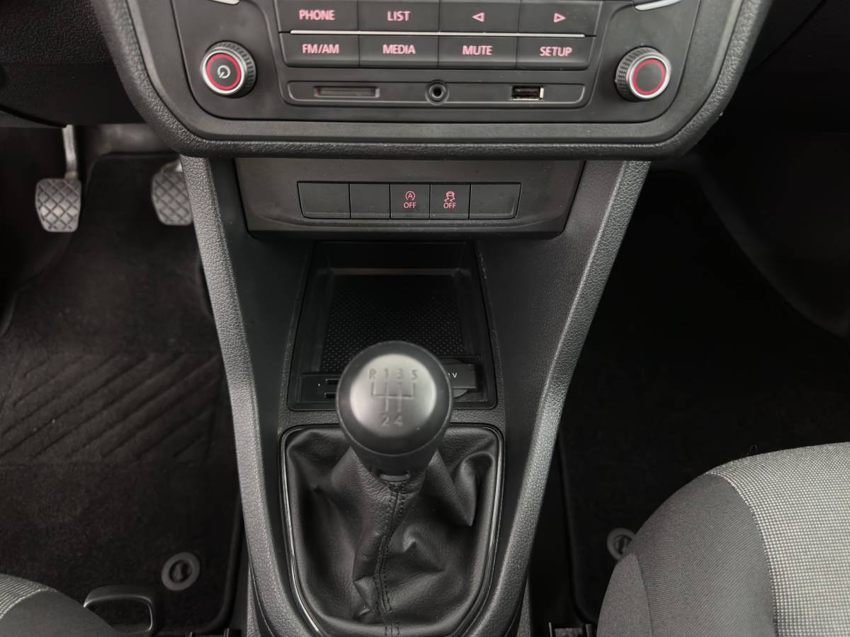 Volkswagen Caddy Volkswagen Caddy 2.0 TDI L1H1 BMT Comfortline *AIRCO | CRUISE | PDC | COMFORTSEATS | RADIO*
