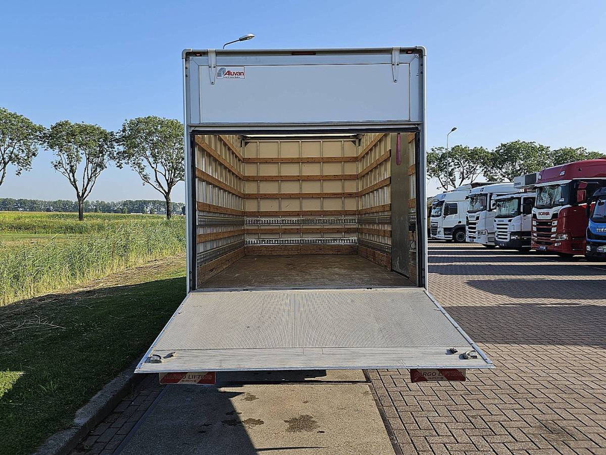 Mercedes-Benz Sprinter MERCEDES-BENZ SPRINTER 317 bakwagen laadklep!