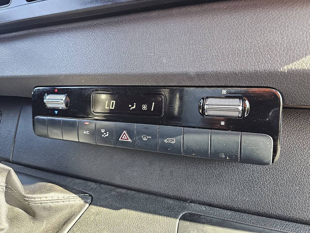 Mercedes-Benz Sprinter MERCEDES-BENZ SPRINTER 516 ac carplay euro6
