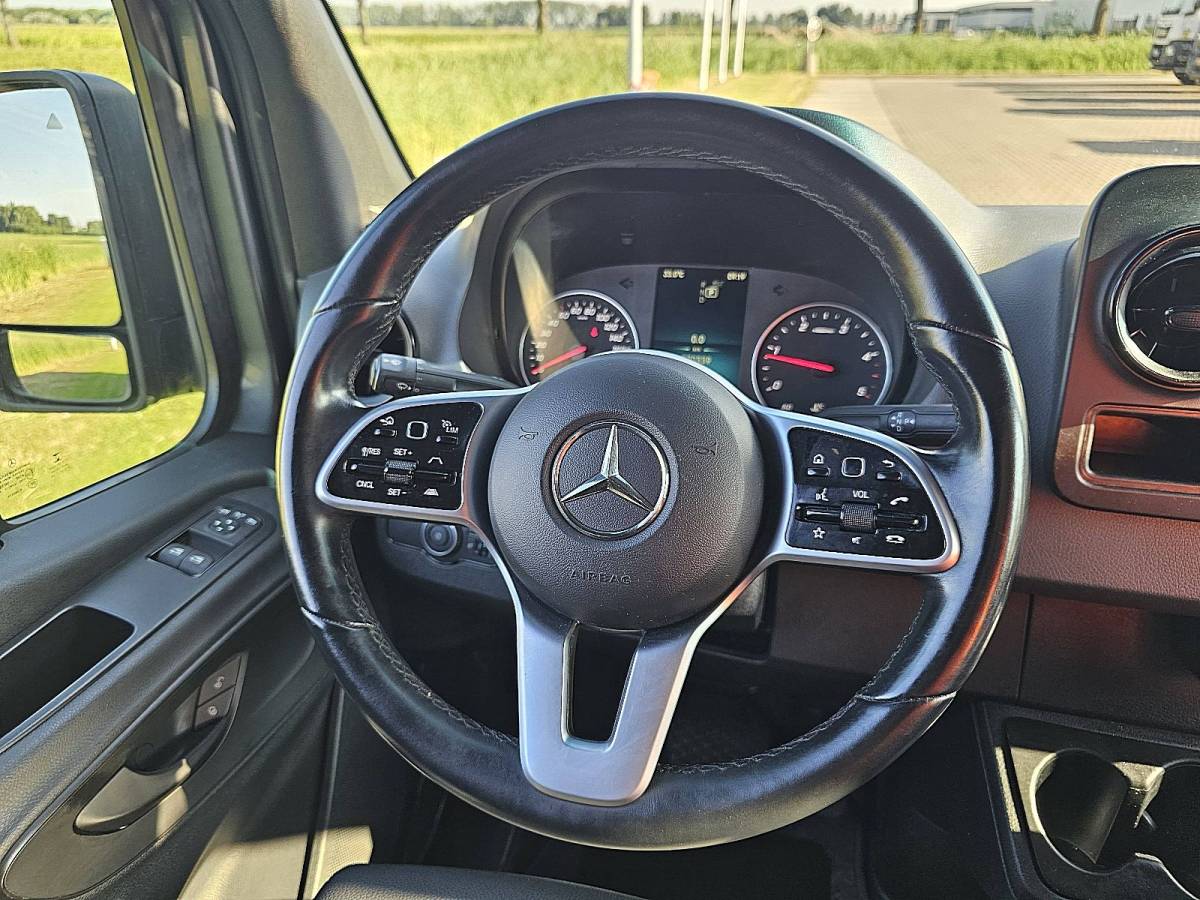 Mercedes-Benz Sprinter MERCEDES-BENZ SPRINTER 317 ac automaat euro6