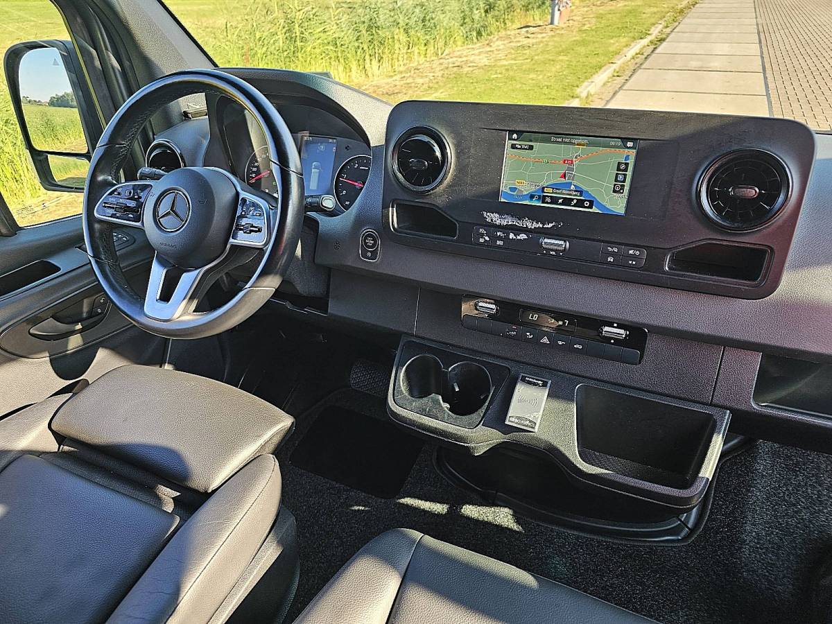 Mercedes-Benz Sprinter MERCEDES-BENZ SPRINTER 317 ac automaat euro6