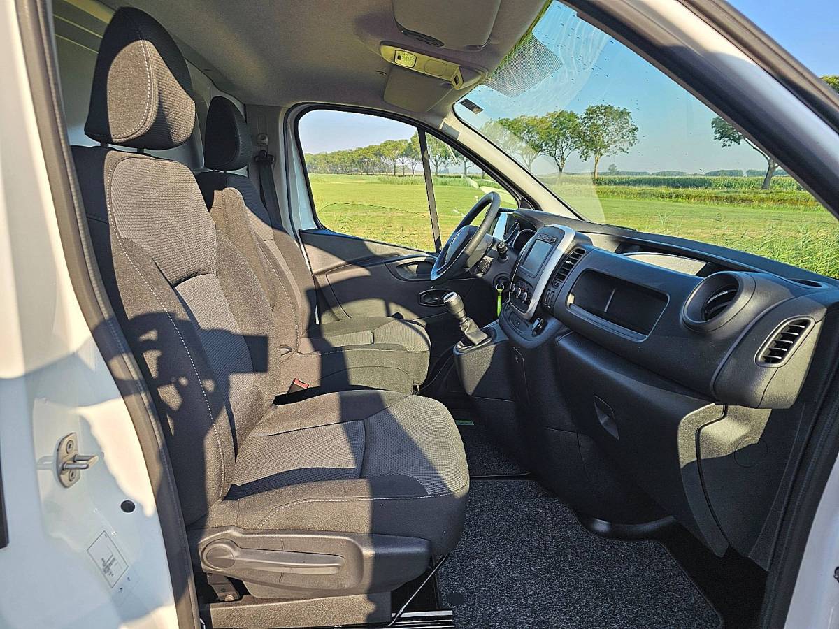 Renault Trafic RENAULT TRAFIC 1.6 DCI l1 2xzijdeur navi ac